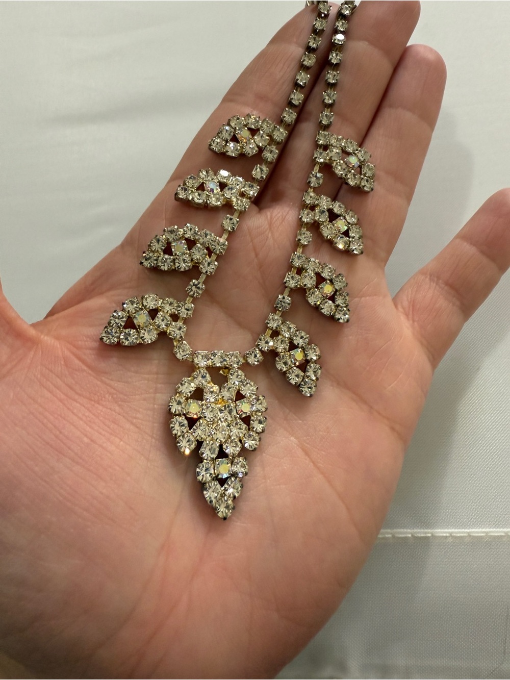 Vintage 50s/60s AB Aurora Borealis Rhinestone Glam Marilyn Monroe Necklace - Picture 4 of 13